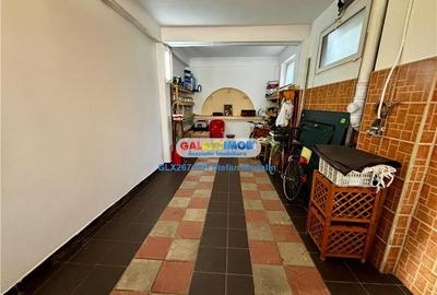 Casă cu 5 camere cu Canalizare în Central - 24