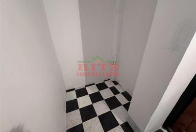 Apartament cu 3 camere semidecomandat în Central - 8