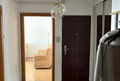 Apartament cu 3 camere decomandat în Titan - 7