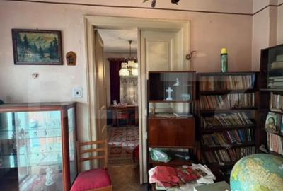 Casă cu 5 camere cu Teren 382 Mp în Republicii - 5