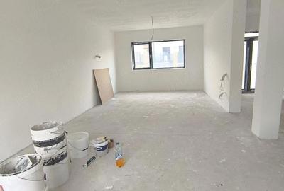 Casă cu Teren 445 Mp în Valea Adâncă - 6