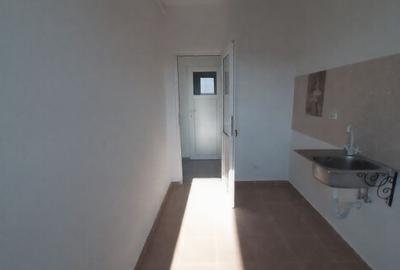 Garsonieră decomandată în Rahova - 7