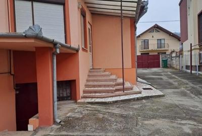 CASA DE VANZARE IN HD - 11