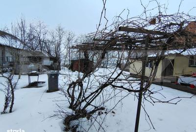 Casă cu 2 camere cu Teren 693 Mp în Jucu - 5