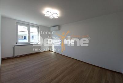 Apartament cu 2 camere decomandat în Roman - 3