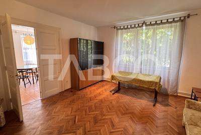 Apartament cu 3 camere nedecomandat, mobilat în Central - 4