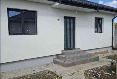 Casă cu 2 camere cu Teren 240 Mp în Central - 5