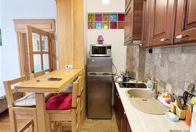 Apartament cu 2 camere decomandat în Centrul Istoric - 3