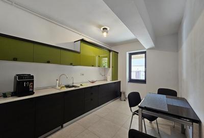 Vanzare apartament 4 camere cu gradina | 2 parcari | bloc 2019 | Victoriei - 8