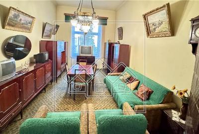 Apartament cu 2 camere decomandat în Ultracentral