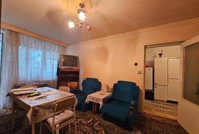 Apartament 2 camere,etaj 2 ,Bulevardul Nicolae Balcescu - 3