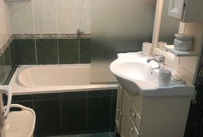 Apartament cu 4 camere decomandat în Faleza Nord - 1