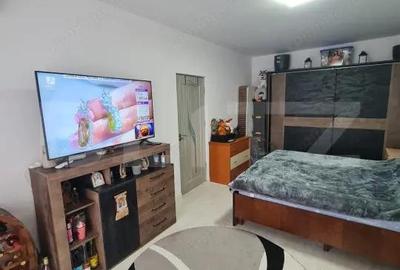 Garsonieră decomandată, mobilată în Florești - 9
