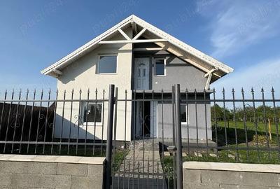 Casă cu 5 camere în Sânnicolau Mare - 1