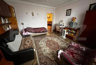 Casă cu 6 camere cu Teren 800 Mp în Central - 9