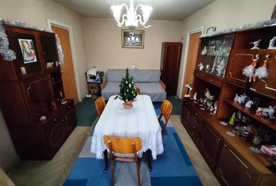 FARA COMISIOANE apartament cu 2 camere la etajul 2  la 3 minute de metrou - 1