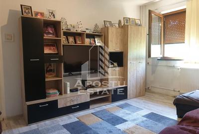 Apartament cu 4 camere in zona Dacia, semidecomandat - 2