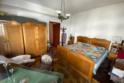 Romana, Vila, apart 6 camere 153 mp et 2 - 7