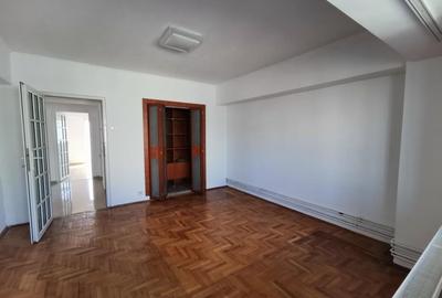 Apartament cu 4 camere, mobilat în Decebal - 6