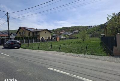 Teren de 4064 mp, în Central - 3