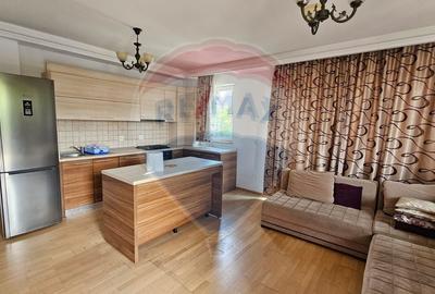 Apartament 3 camere modern, zona Blumana
