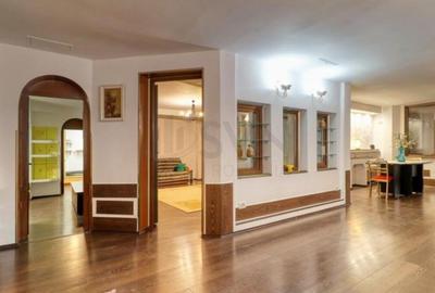 Apartament cu 5 camere circular, mobilat în 1 Mai - 15