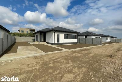 Casă cu 4 camere cu Teren 400 Mp în Clinceni - 2