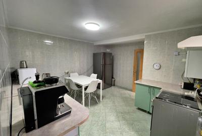 Casă de vânzare în zona Militari,la doar 10 minute de metrou Gorjulu! - 2