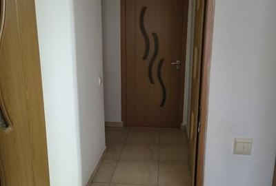 Apartament cu 3 camere decomandat în Central - 3