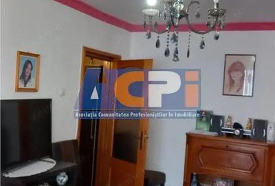 Vanzare apartament 2 camere decomandate - 1