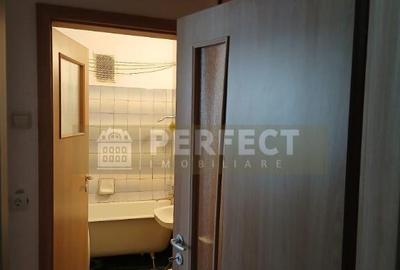 Ap.3 camere semidecomandat str.Cibinului-NORD 63000 euro - 1