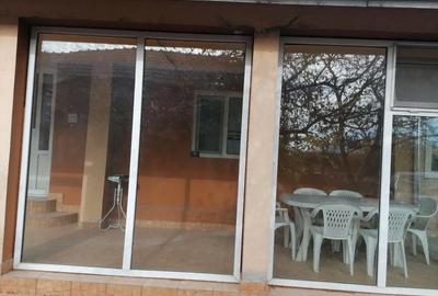 Casă cu 4 camere în Grădinari - 2