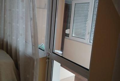 Apartament cu 2 camere decomandat în Micro 20 - 5