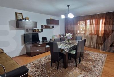 Casă cu 6 camere cu Teren 400 Mp în Podari