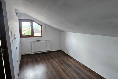 Casa de vanzare si fabrica de paine, zona Darmanesti! - 4