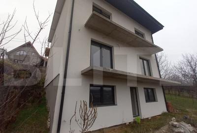 Oportunitate ! Casa individuala 240 mp utili , panorama, zona centrala Baciu ! - 2