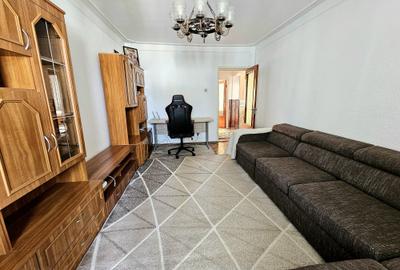Apartament cu 3 camere, decomandat, bulevardul Alexandru Cel Bun Apartament cu 3 camere, decomandat, bulevardul Alexandru Cel Bun - 2