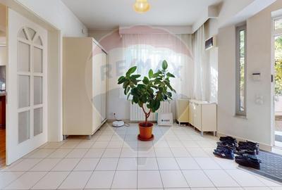 Vila Spatioasa si Eleganta in zona Crangasi-De Inchiriat - 3