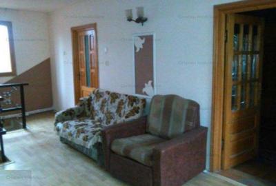 Casă cu 14 camere cu Teren 333 Mp în Central - 6