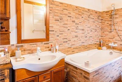 TUR LIVE! Apartament in vila, compozitie particulara, Ultracentral, Sfantu Gheorghe - 4