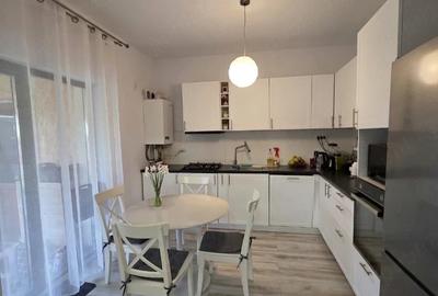 Casă cu 7 camere cu Teren 400 Mp în Vișan - 6