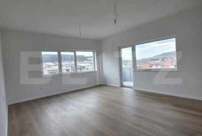 Apartament cu 3 camere semidecomandat în Baciu - 3