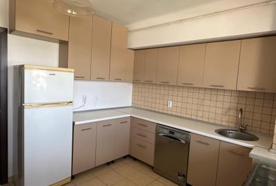 Apartament cu 3 camere semidecomandat, mobilat în Șerbănești - 1