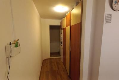 Apartament decomandat cu 3 camere, zona Astra Apartament decomandat cu 3 camere, zona Astra - 4