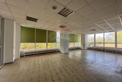Spatiu 175 mp in Centrul comercial Sud
