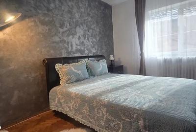 Apartament cu 4 camere în Central - 1