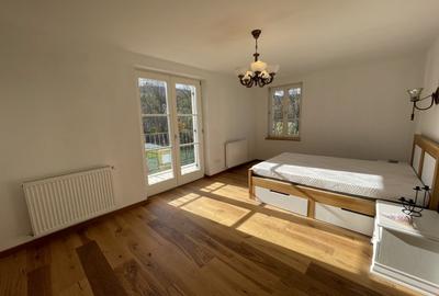 Casă individuală cu 4 camere cu Canalizare în Central - 6