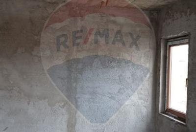 Vanzare Casă / Vilă 5 camere Saftica Primarie - 9