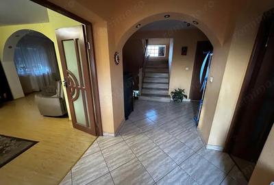Casă cu Teren 722 Mp în Cetate - 5