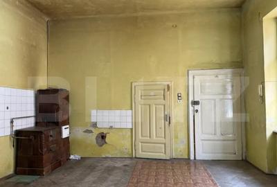 Casă cu 3 camere cu Teren 168 Mp în Central - 2